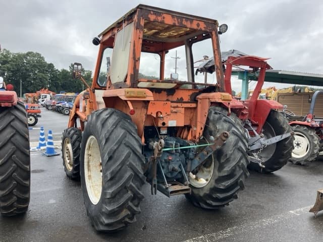 Tractor — Auction (lot 8460-2053)