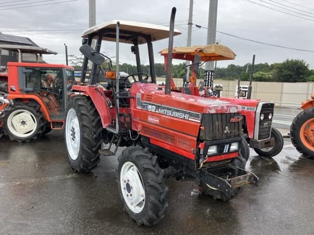 Tractor — Auction (lot 8460-2054)