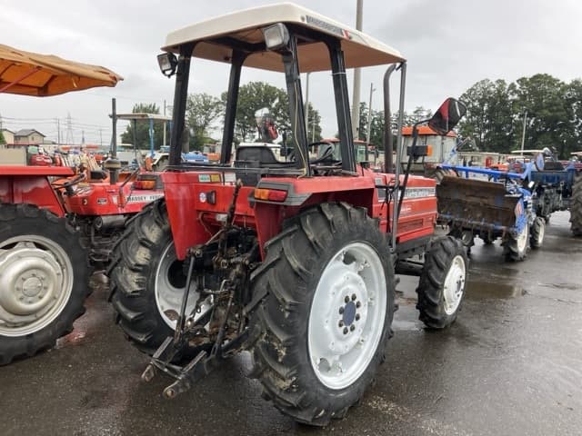 Tractor — Auction (lot 8460-2054)