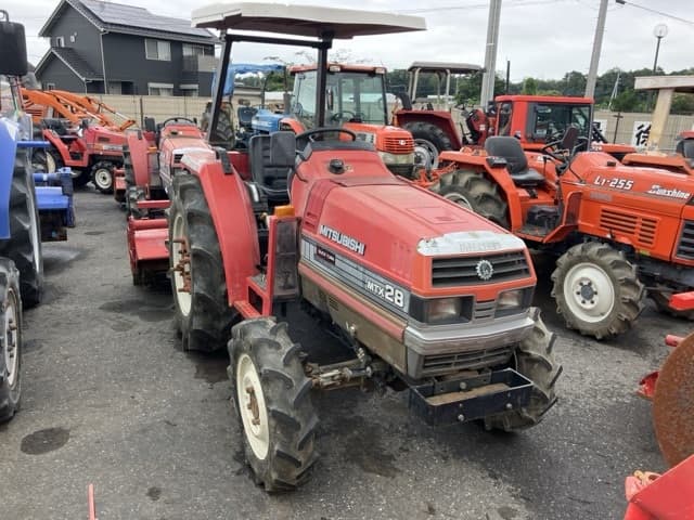 Tractor — Auction (lot 8460-2063)
