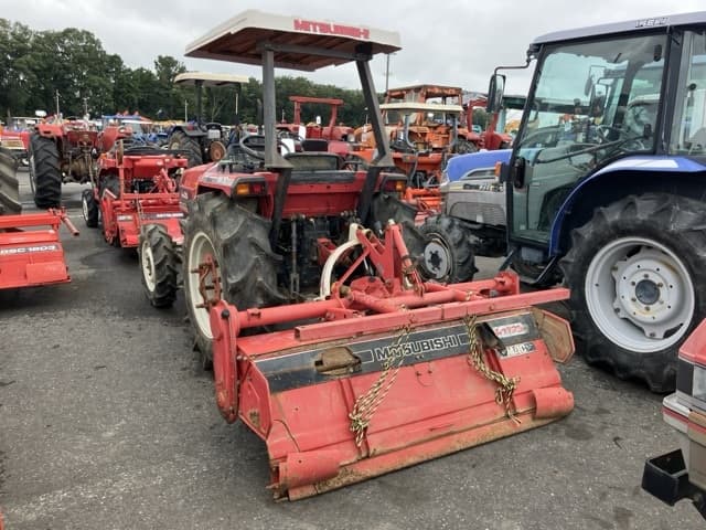 Tractor — Auction (lot 8460-2063)