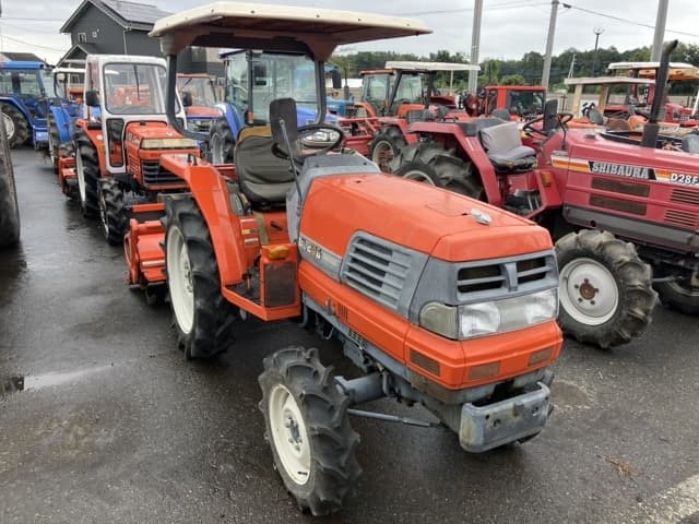 Tractor — Auction (lot 8460-2064)
