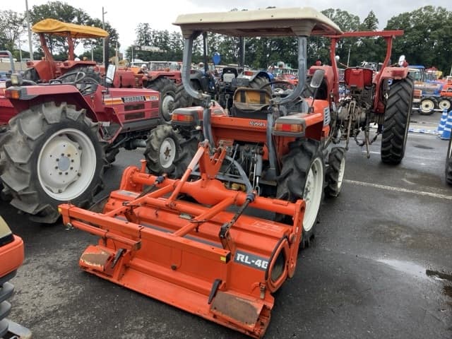 Tractor — Auction (lot 8460-2064)