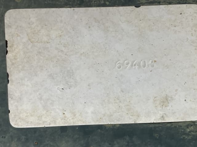 Tractor — Auction (lot 8460-2066)