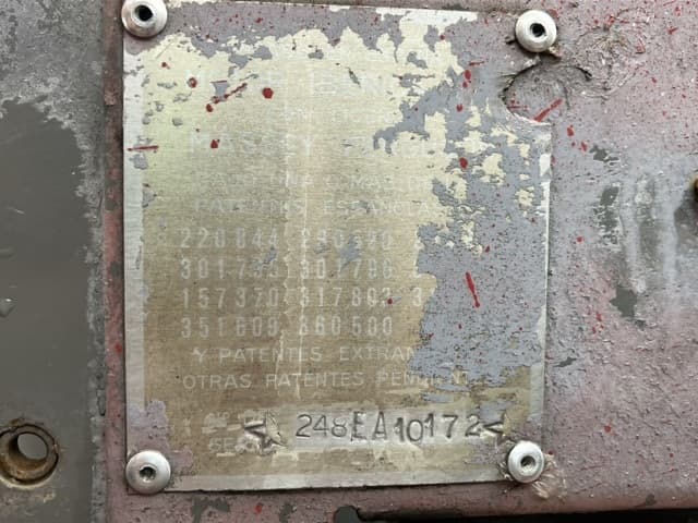 Tractor — Auction (lot 8460-2069)
