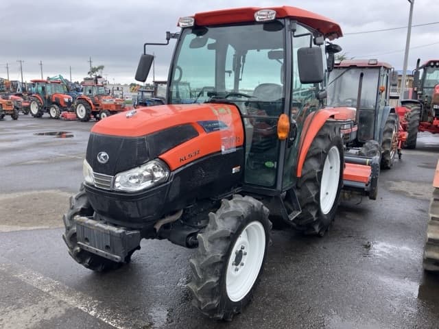 Tractor — Auction (lot 8460-2072)