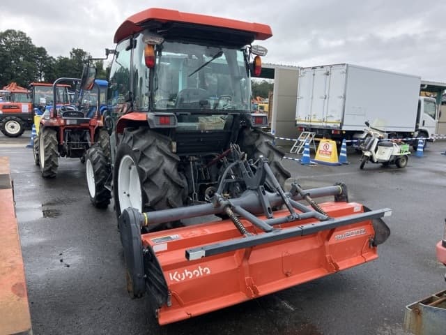 Tractor — Auction (lot 8460-2072)