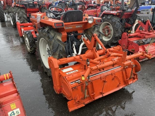 Tractor — Auction (lot 8460-2078)