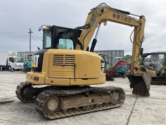 EXCAVATOR — Auction (lot 8460-208)