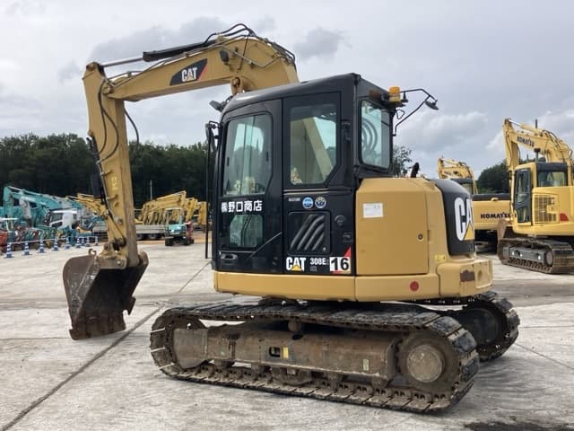 EXCAVATOR — Auction (lot 8460-208)