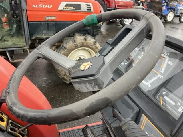 Tractor — Auction (lot 8460-2081)