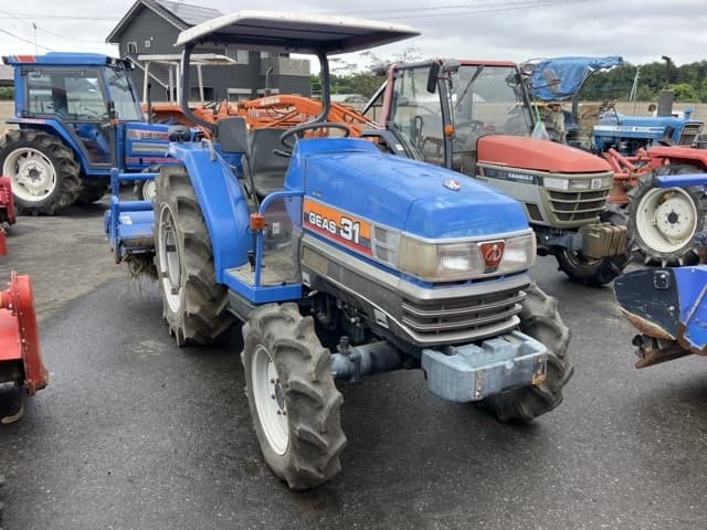 Tractor — Auction (lot 8460-2085)