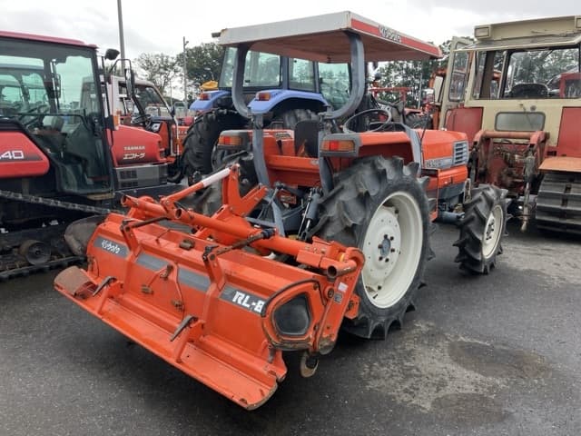 Tractor — Auction (lot 8460-2086)