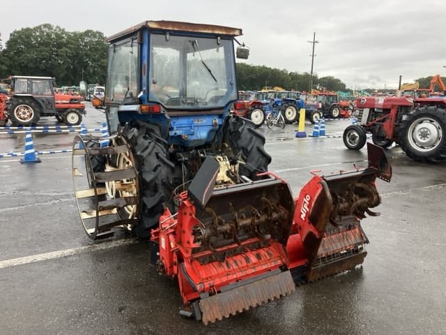 Tractor — Auction (lot 8460-2087)
