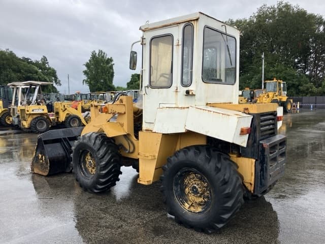 MINI WHEEL LOADER — Auction (lot 8460-209)