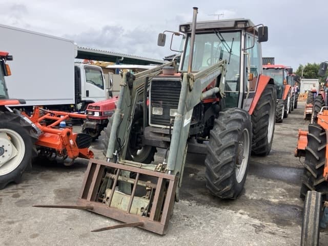 Tractor — Auction (lot 8460-2095)