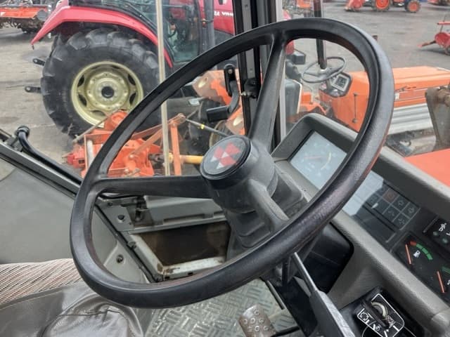 Tractor — Auction (lot 8460-2095)