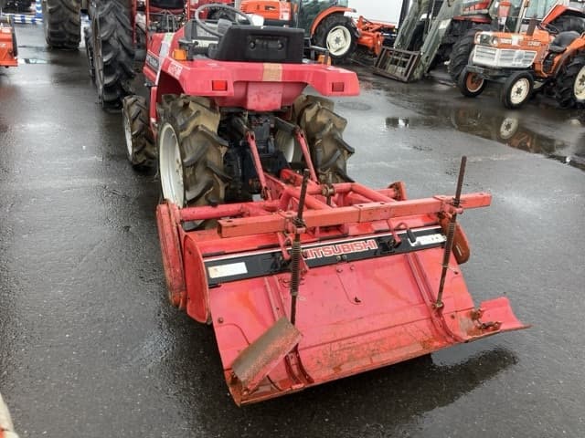 Tractor — Auction (lot 8460-2104)