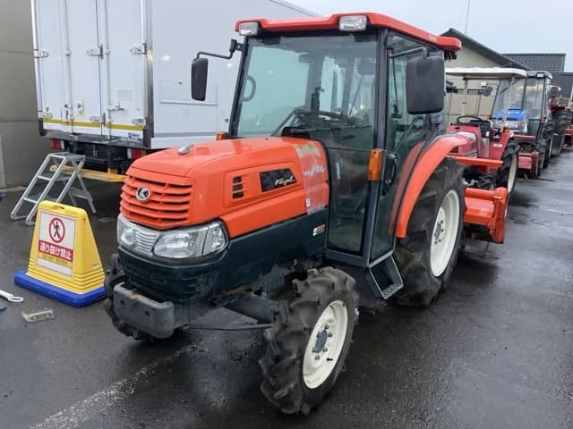 Tractor — Auction (lot 8460-2109)