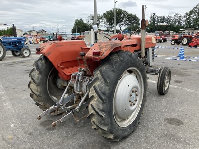 Tractor — Auction (lot 8460-2119)