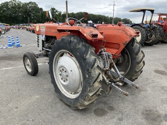 Tractor — Auction (lot 8460-2119)