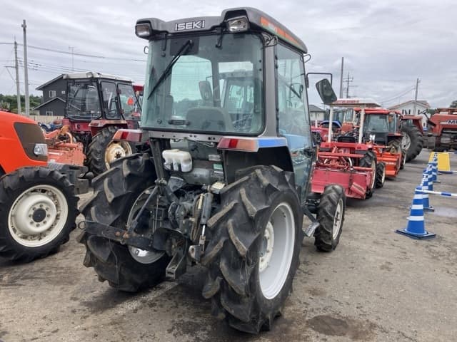 Tractor — Auction (lot 8460-2121)