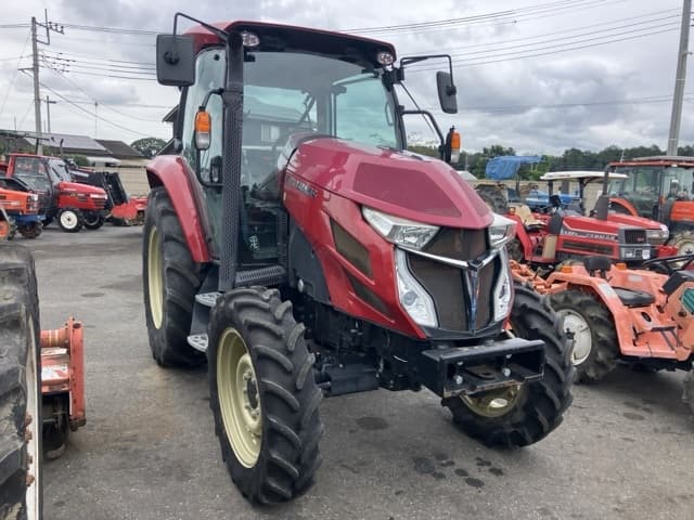 Tractor — Auction (lot 8460-2125)