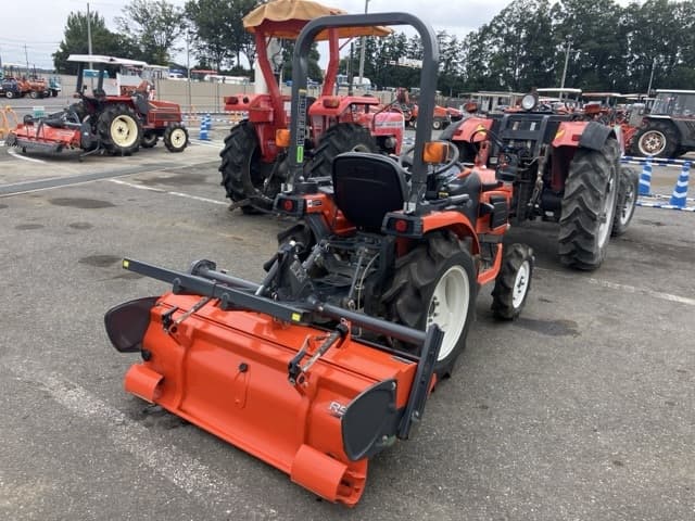Tractor — Auction (lot 8460-2126)