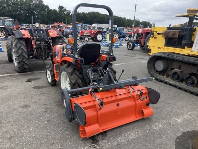 Tractor — Auction (lot 8460-2126)