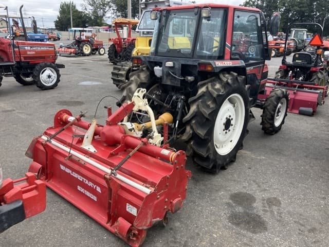 Tractor — Auction (lot 8460-2127)