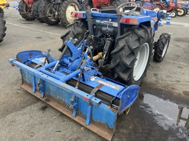 Tractor — Auction (lot 8460-2128)