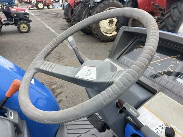 Tractor — Auction (lot 8460-2128)