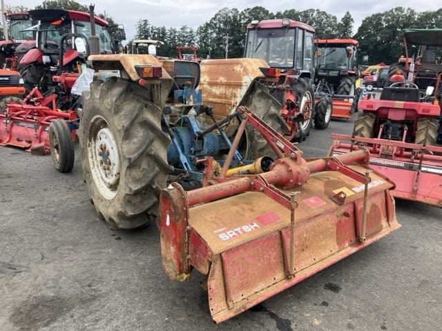 Tractor — Auction (lot 8460-2129)