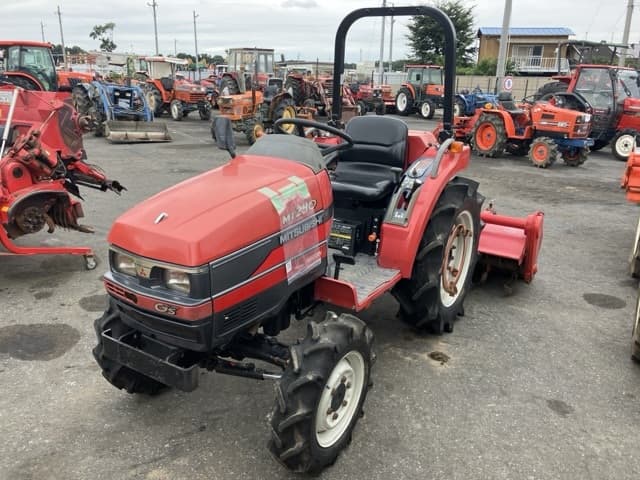 Tractor — Auction (lot 8460-2137)