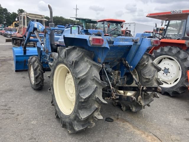 Tractor — Auction (lot 8460-2139)