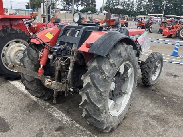 Tractor — Auction (lot 8460-2143)