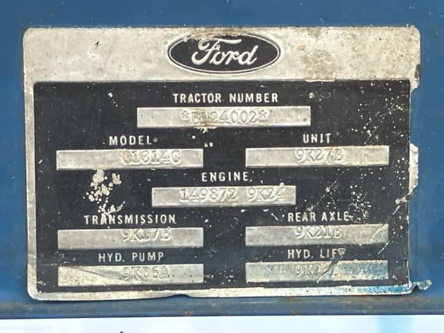 Tractor — Auction (lot 8460-2144)
