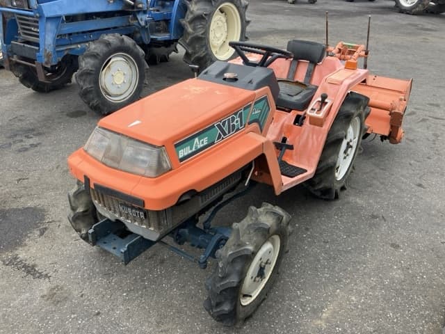 Tractor — Auction (lot 8460-2146)