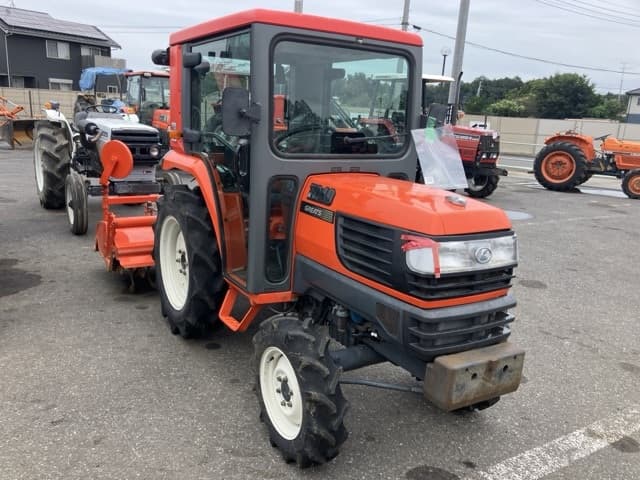 Tractor — Auction (lot 8460-2149)