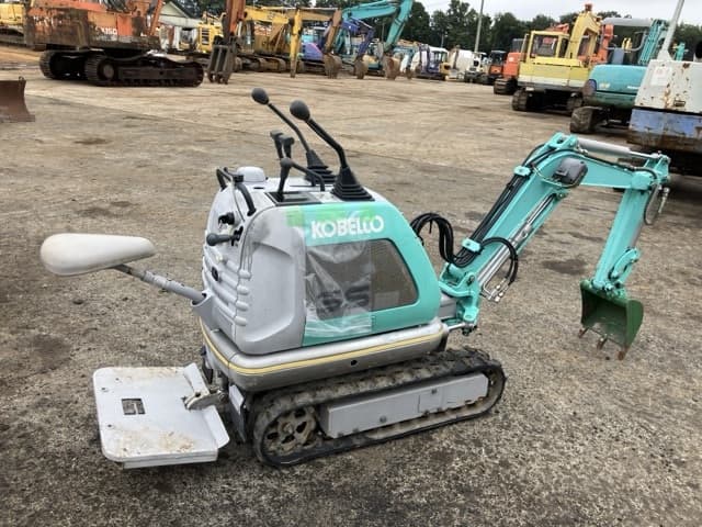 MINI EXCAVATOR — Auction (lot 8460-215)