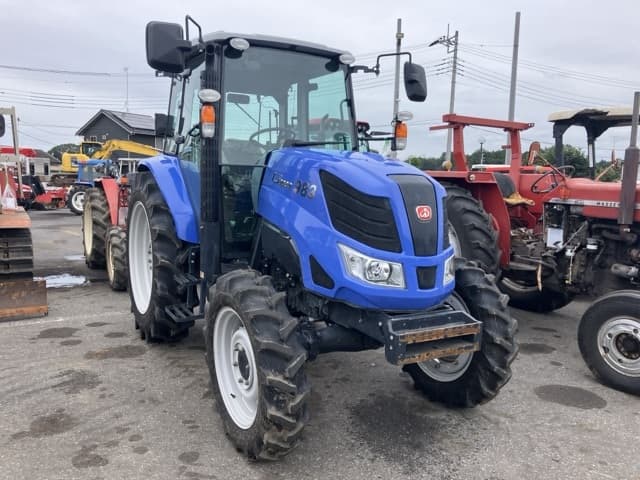 Tractor — Auction (lot 8460-2152)
