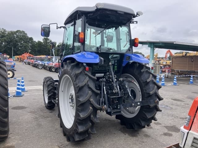 Tractor — Auction (lot 8460-2152)