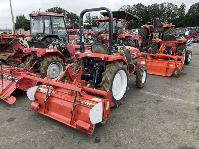 Tractor — Auction (lot 8460-2155)