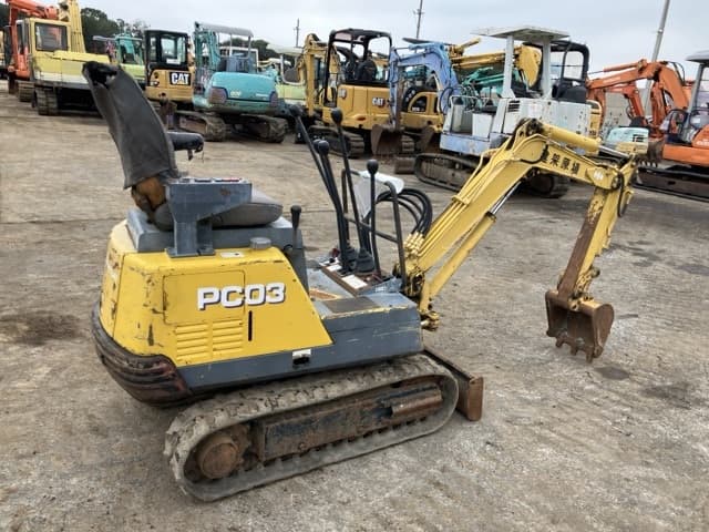 MINI EXCAVATOR — Auction (lot 8460-216)