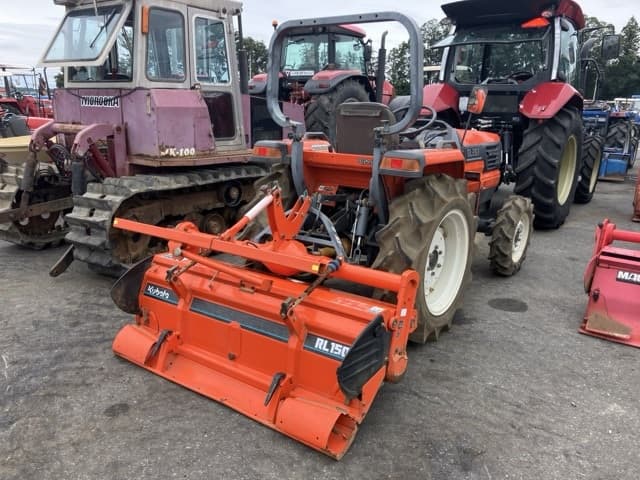 Tractor — Auction (lot 8460-2163)