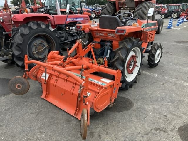Tractor — Auction (lot 8460-2164)