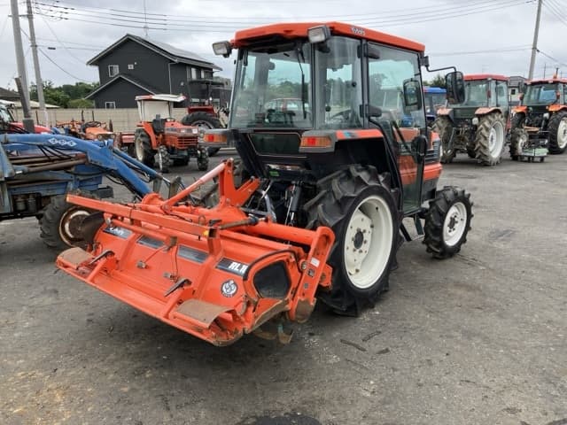 Tractor — Auction (lot 8460-2167)