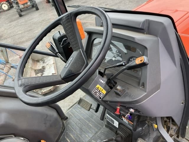 Tractor — Auction (lot 8460-2167)