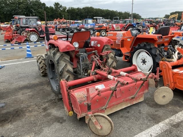 Tractor — Auction (lot 8460-2171)