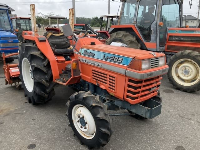 Tractor — Auction (lot 8460-2180)